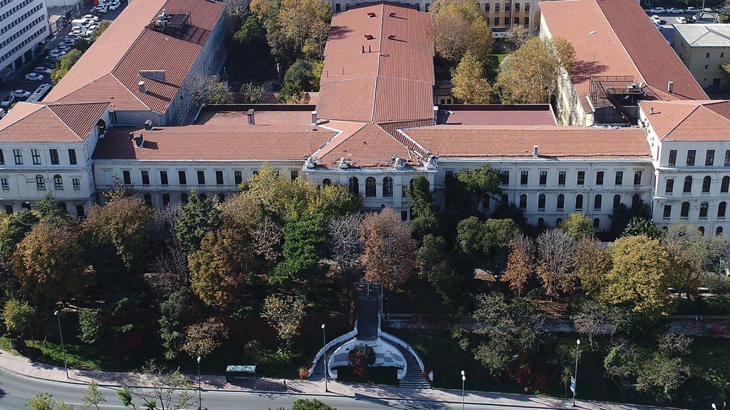 Стамбульский университет. Стамбульский университет / İstanbul Üniversitesi. Технический университет Стамбула. Истанбул техника университети. Стамбульский техник университет.